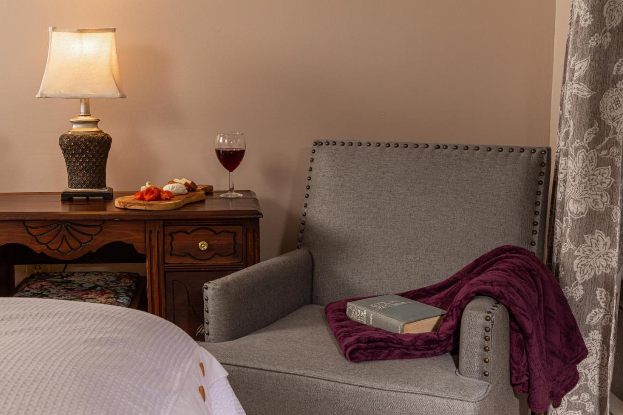 Rosemont Inn Utica Ngoại thất bức ảnh