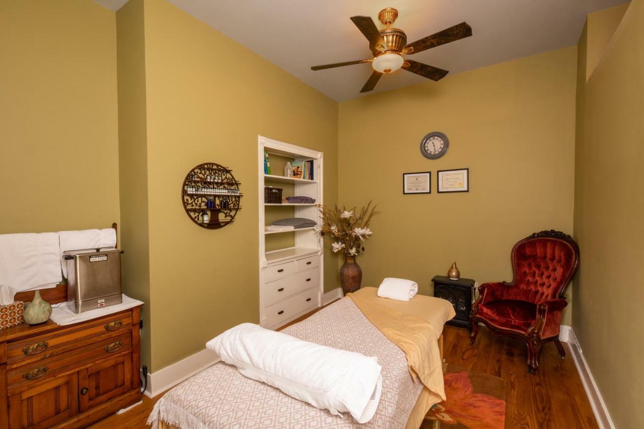 Rosemont Inn Utica Ngoại thất bức ảnh