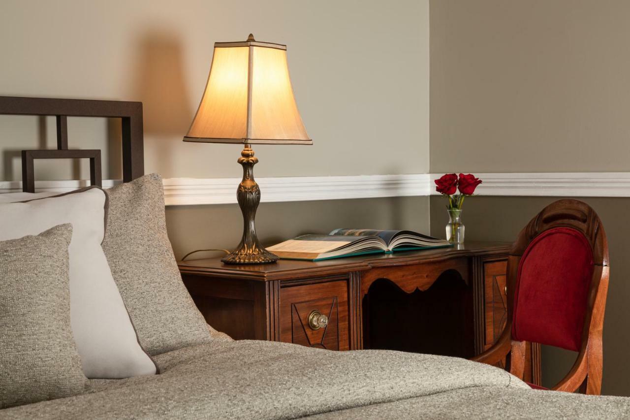 Rosemont Inn Utica Ngoại thất bức ảnh