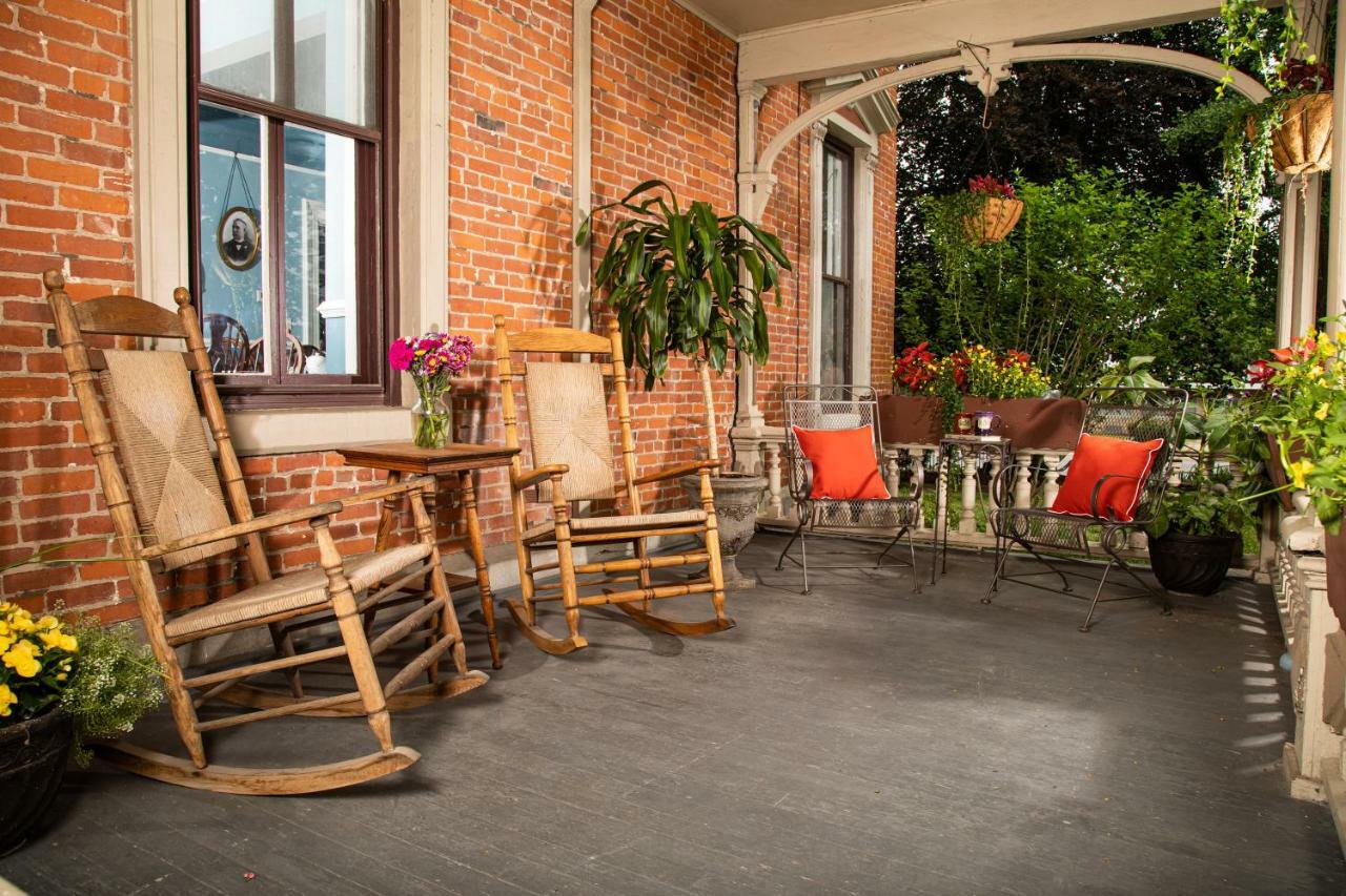 Rosemont Inn Utica Ngoại thất bức ảnh